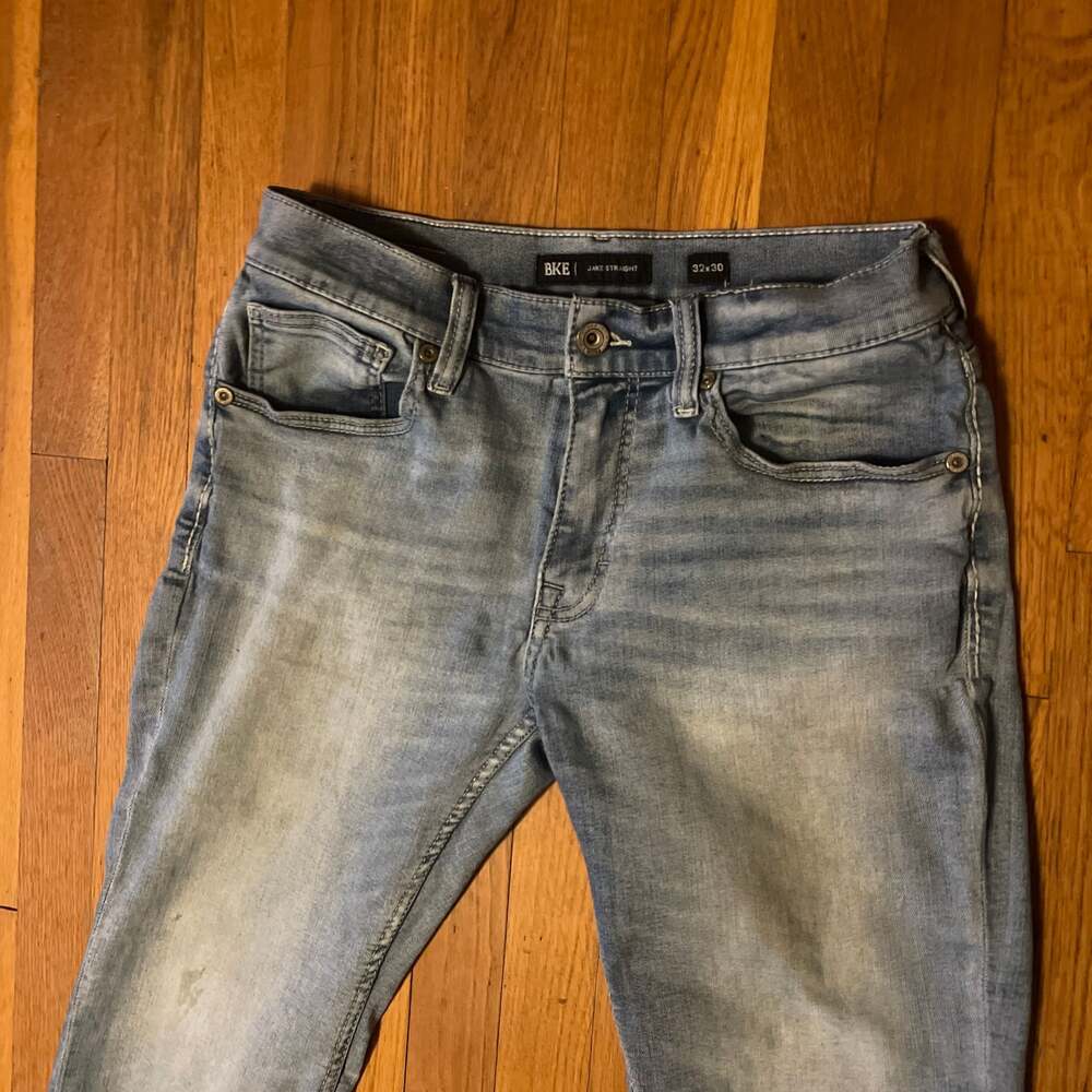 BKE Men's Size 32x30 Light Wash Blue Stretch Denim Jake Straight